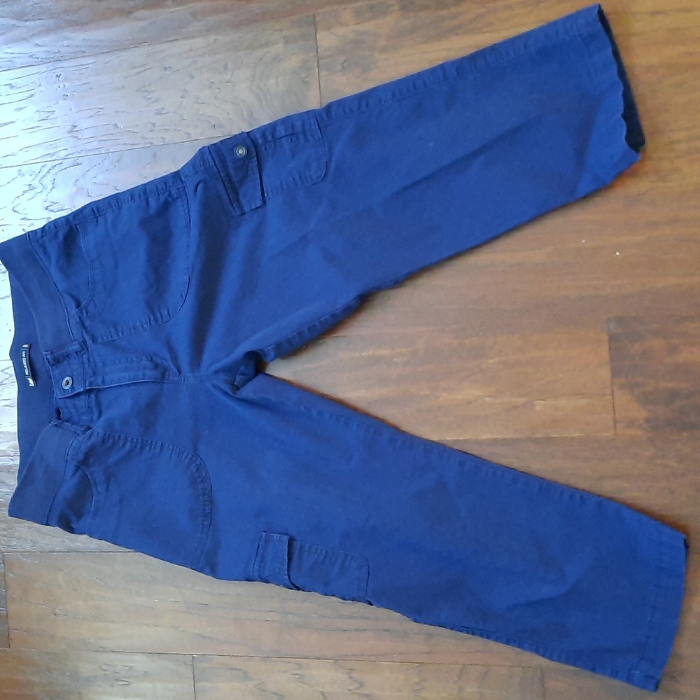 Capris Lee relaxed fit size 10 navy blue